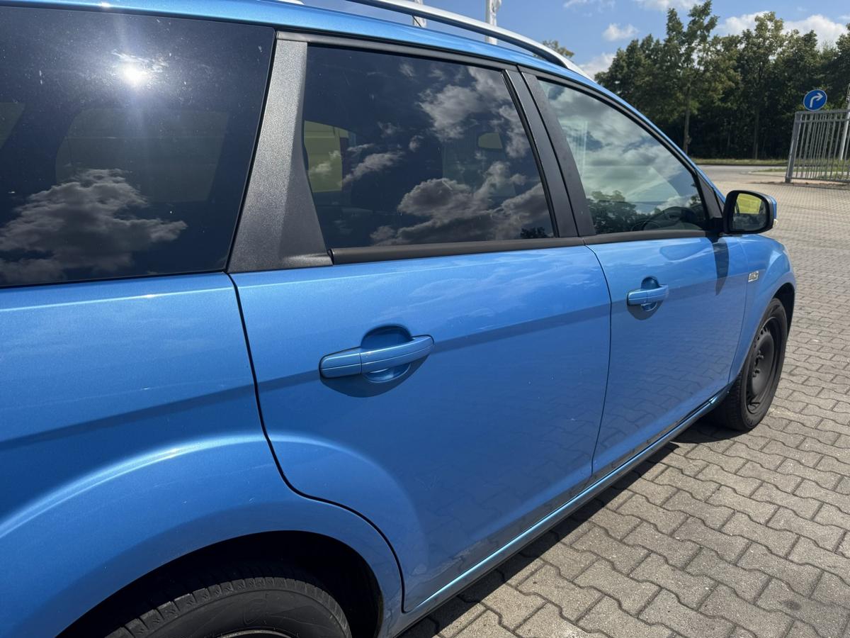 Ford Focus 2 original T&uuml;r hinten rechts Vision Blau Kombi Facelift Bj.2008